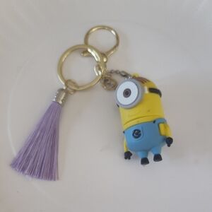 MINIONS "CARL- DESPICABLE ME" Tassel Purple & Keychain